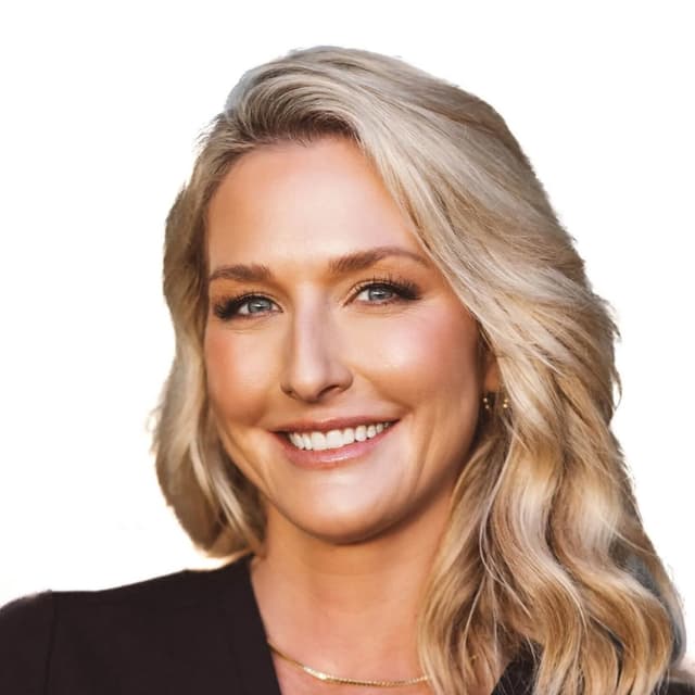 Nicole Leiann headshot